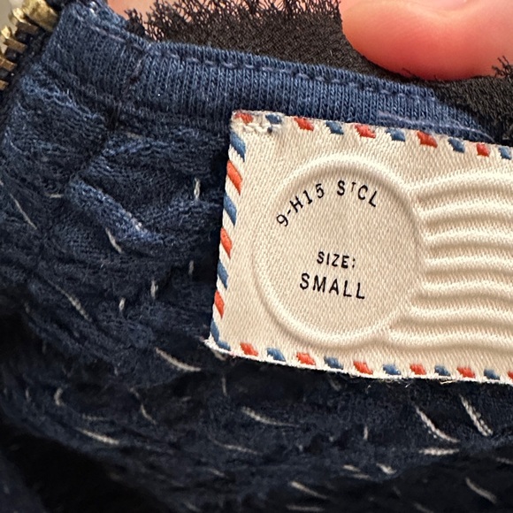 Anthropology Navy Blue Patterned Women's Top - Picture 6 of 6